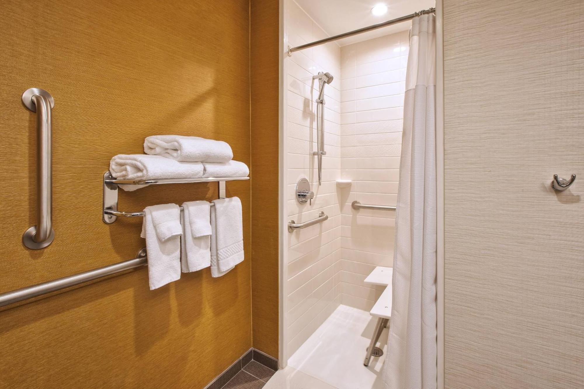 Fairfield Inn & Suites By Marriott Plattsburgh Eksteriør billede